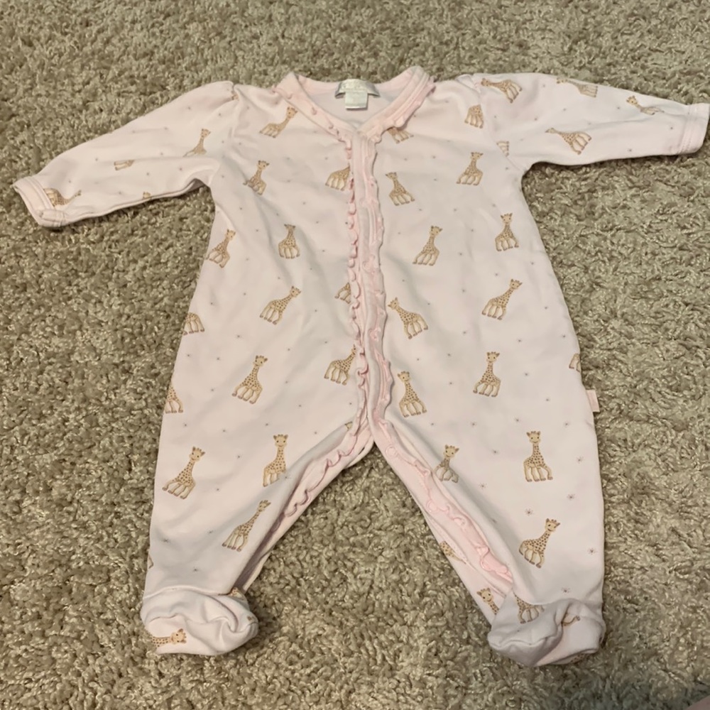 Sophie la Girafe by Kissy Kissy Sleeper size 3-6 months